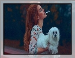 Lana Del Rey, Pies, Lhasa Apso